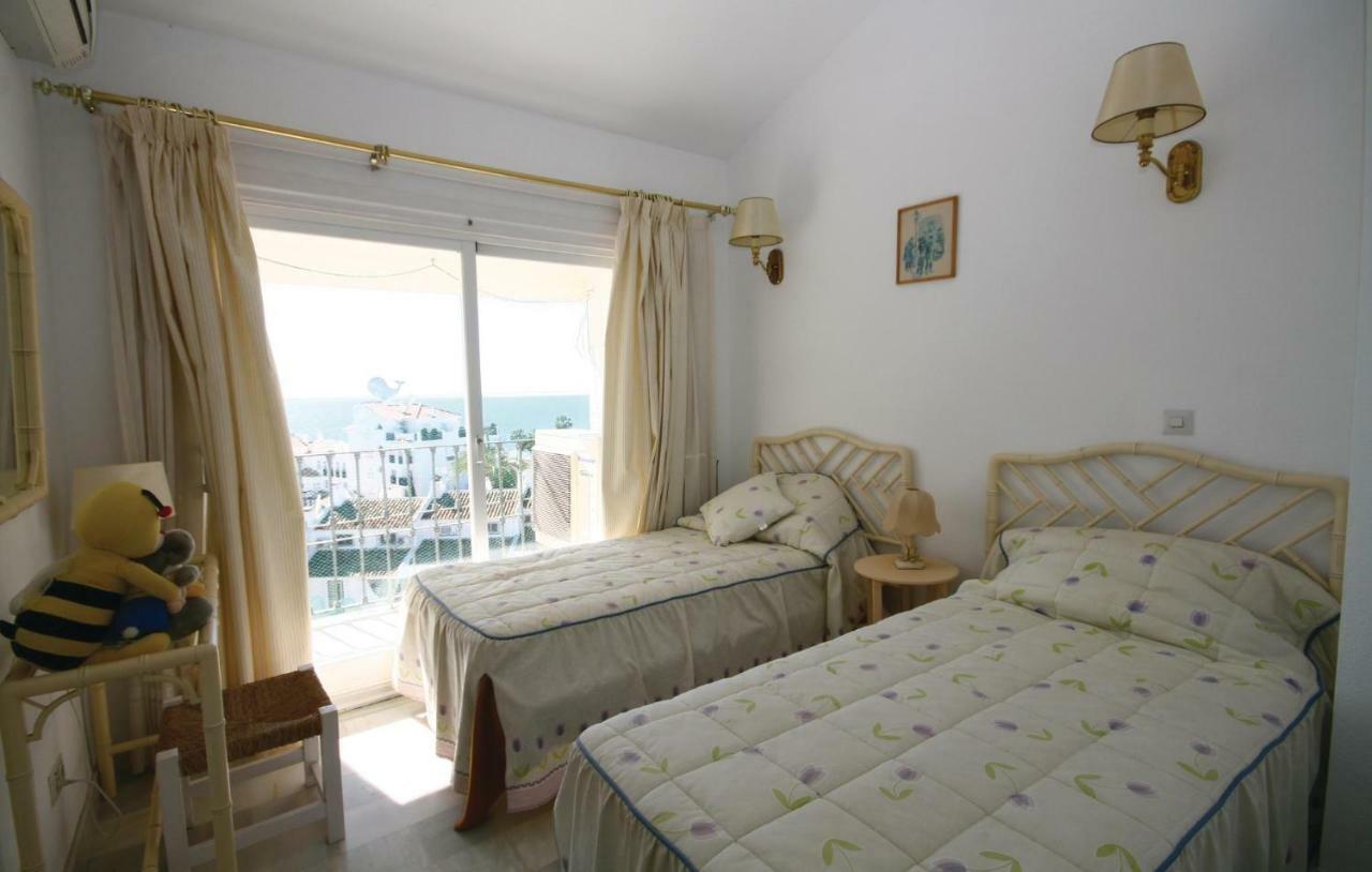 Cozy Apartment In Calahonda With Wifi La Cala De Mijas Eksteriør billede